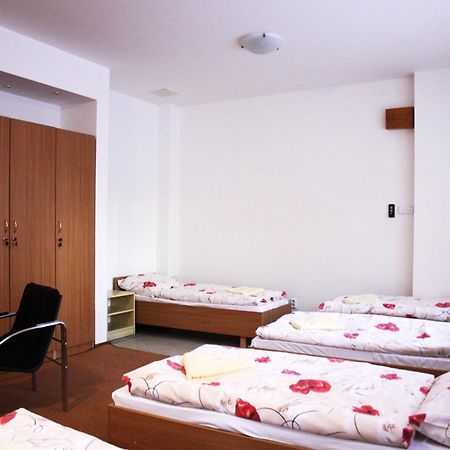 Penzion Koras Vrútky Δωμάτιο φωτογραφία